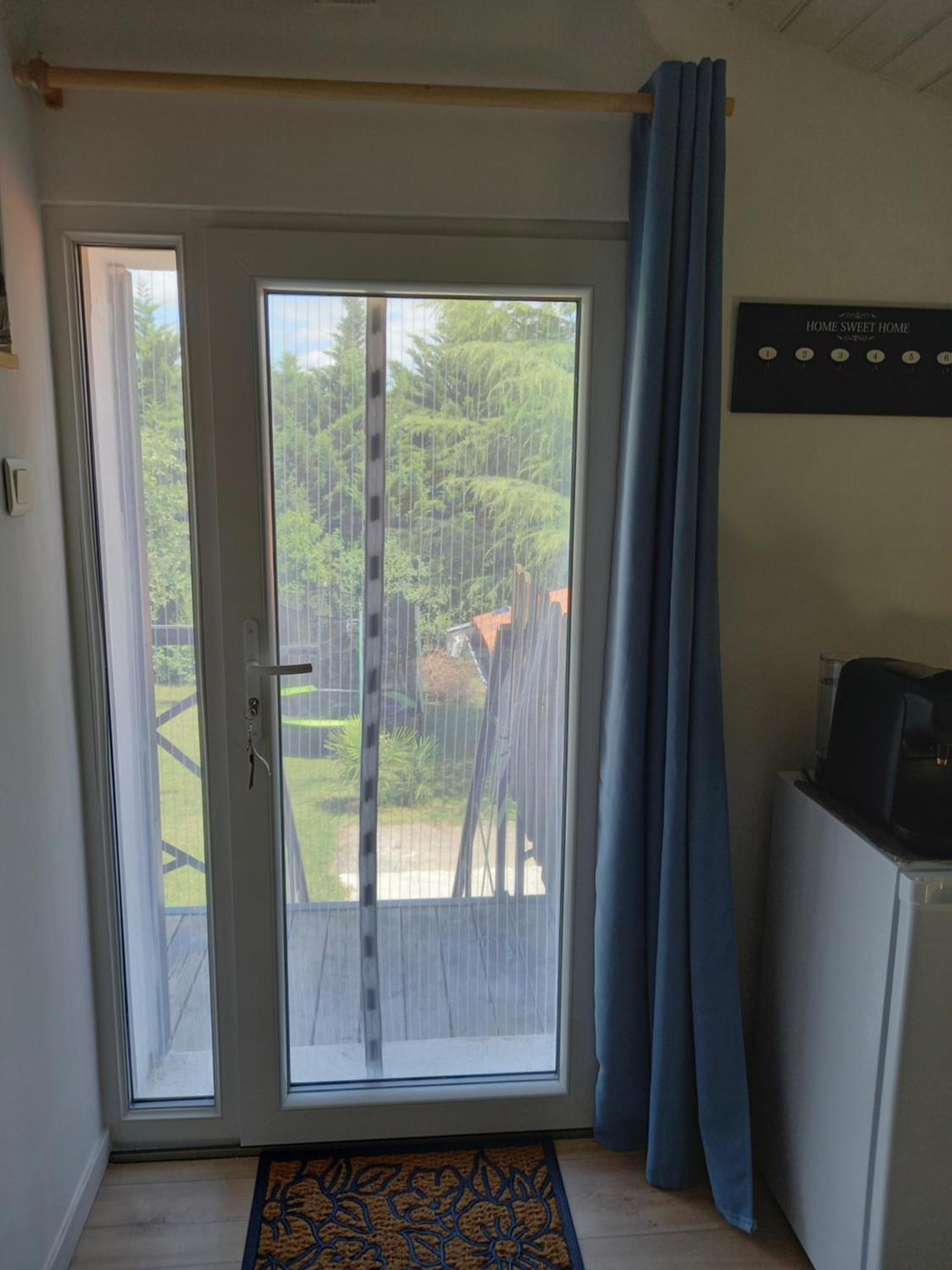 Ty'Chateau Carignan De Bordeaux B&B Buitenkant foto